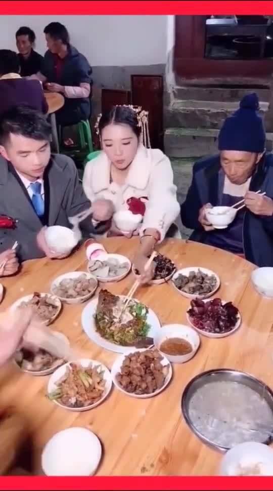 娱乐吃瓜酱彩礼,娱乐吃瓜酱带你揭秘娱乐圈彩礼真相  第3张